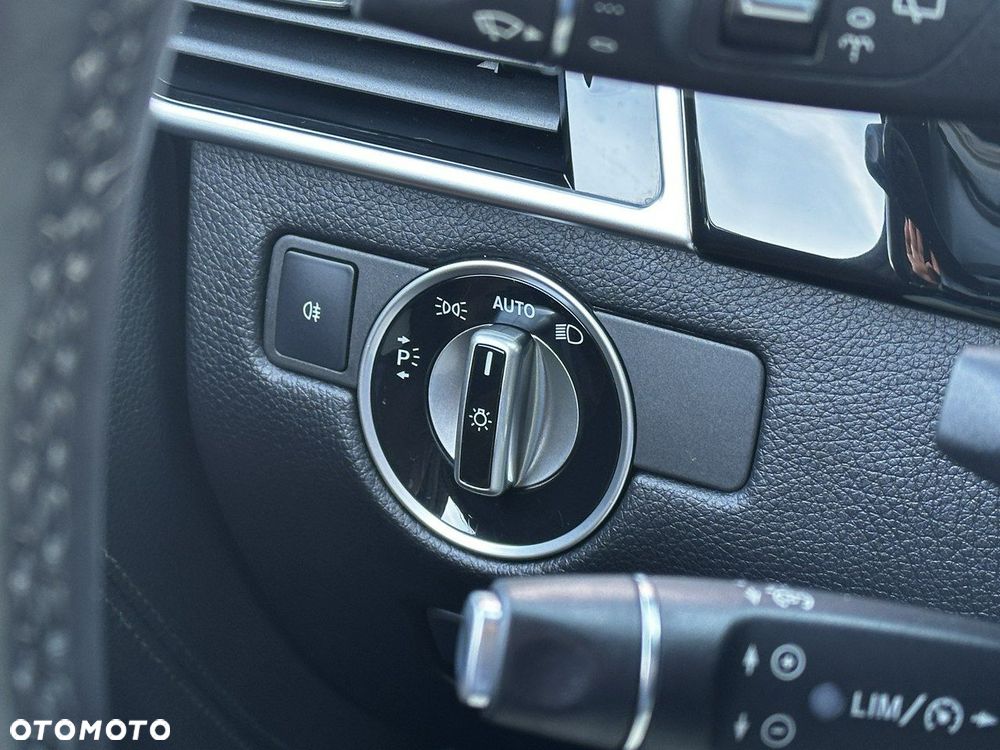 Mercedes-Benz GLE 350 d 4-Matic - 23