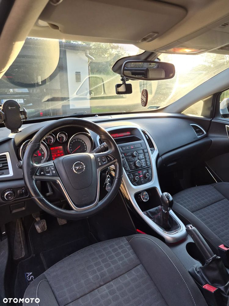 Opel Astra - 13