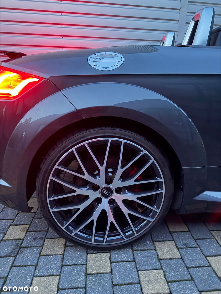 Audi TT S Roadster - 25