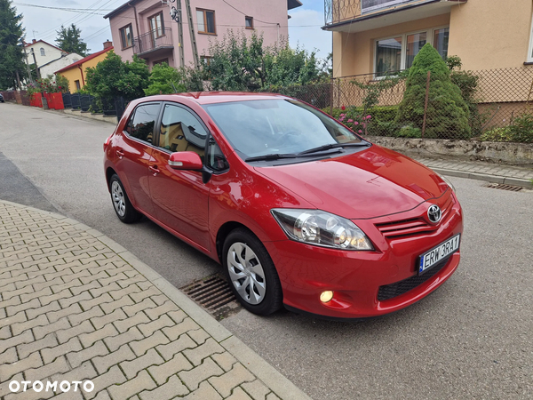 Toyota Auris 1.6 Club
