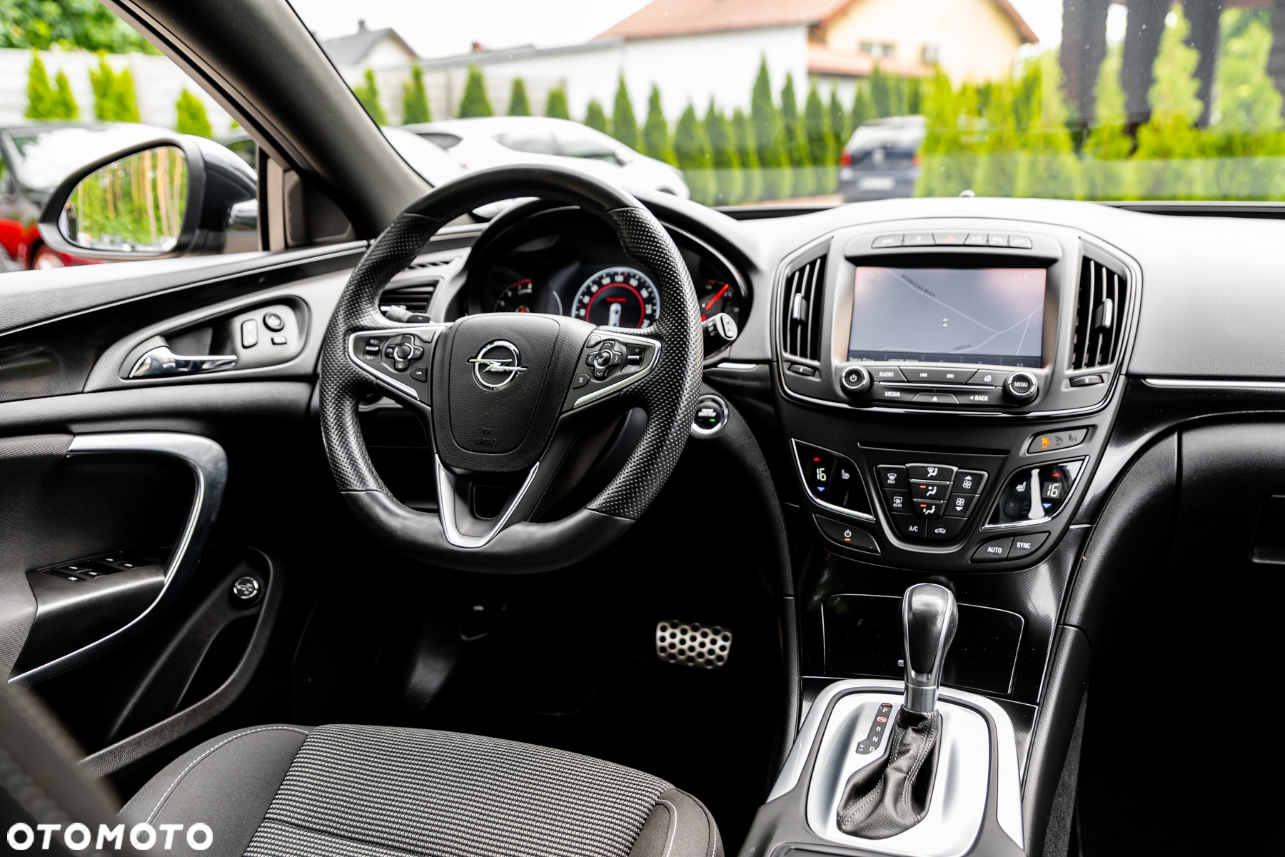 Opel Insignia 2.0 Turbo 4x4 Sport - 27