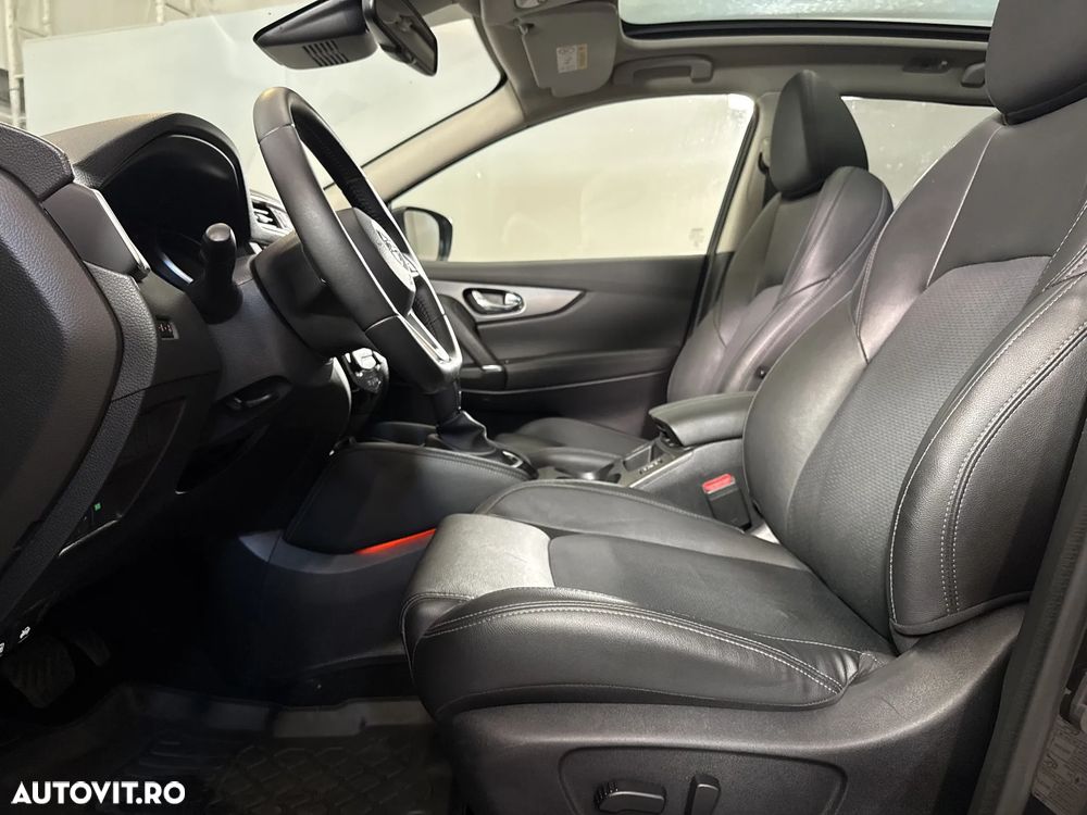 Nissan Qashqai - 25