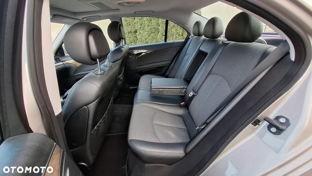 Mercedes-Benz Klasa E 280 CDI 4-Matic Avantgarde - 14