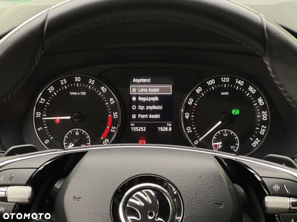 Skoda Octavia 2.0 TDI Ambition DSG - 18
