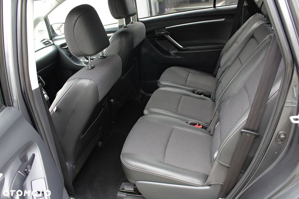Toyota Verso 1.8 Prestige MS EU6 - 30