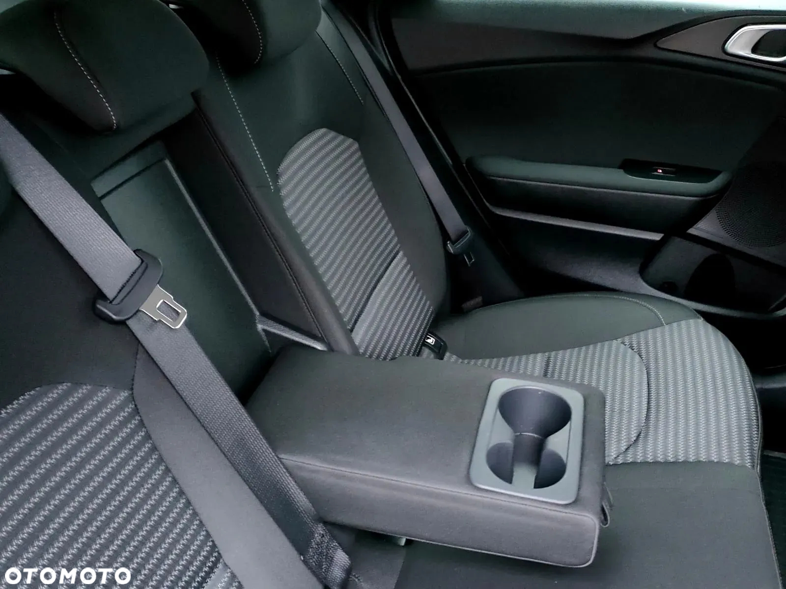 Kia Ceed 1.5 T-GDI M DCT - 29