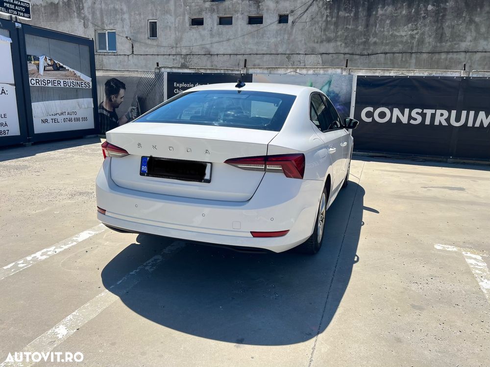 Skoda Octavia 2.0 TDI DSG Style - 6