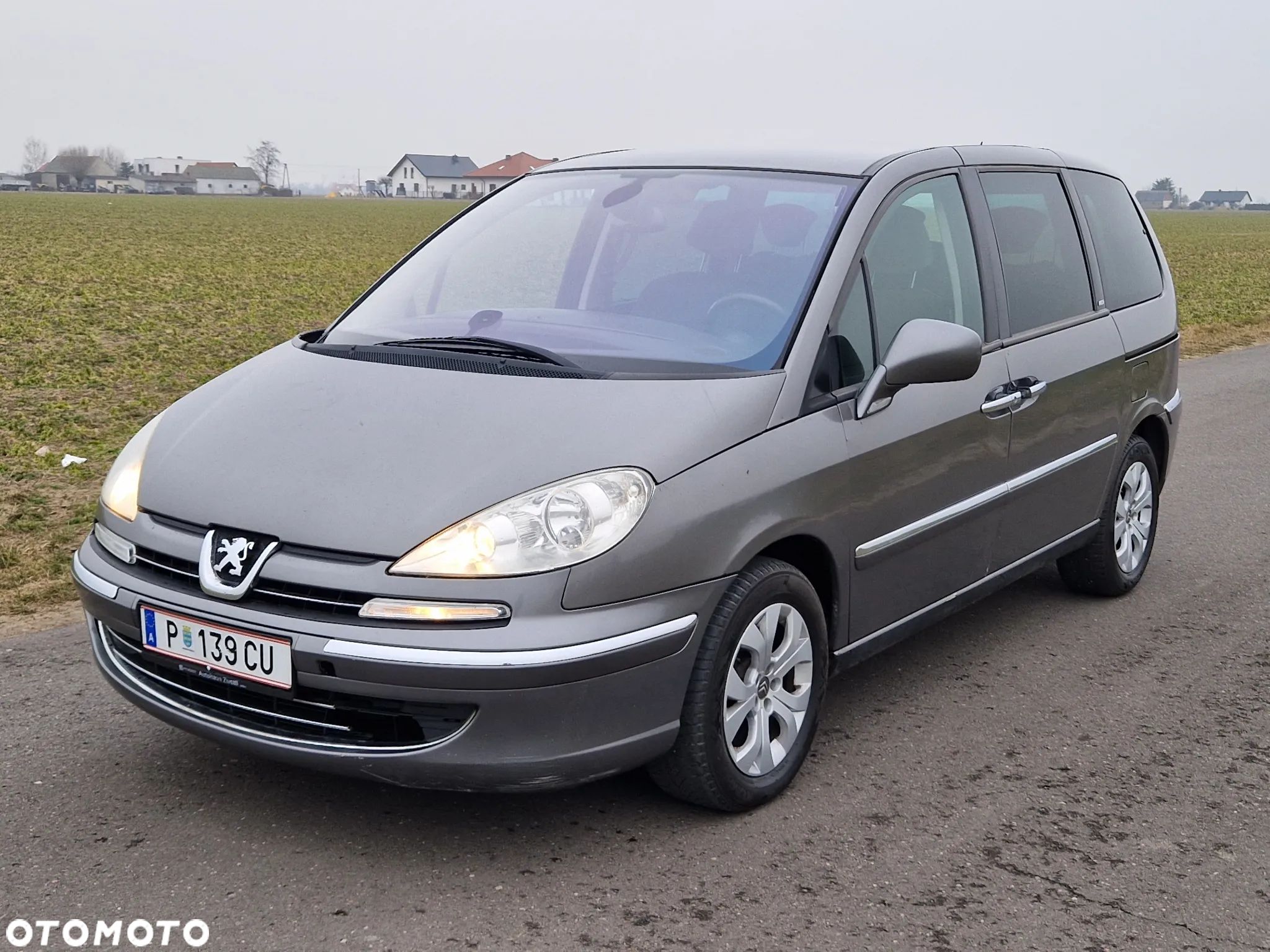 Peugeot 807 HDi 135 Family - 1