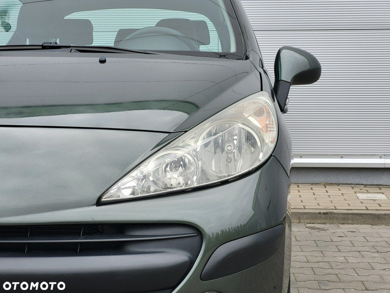 Peugeot 207 - 10