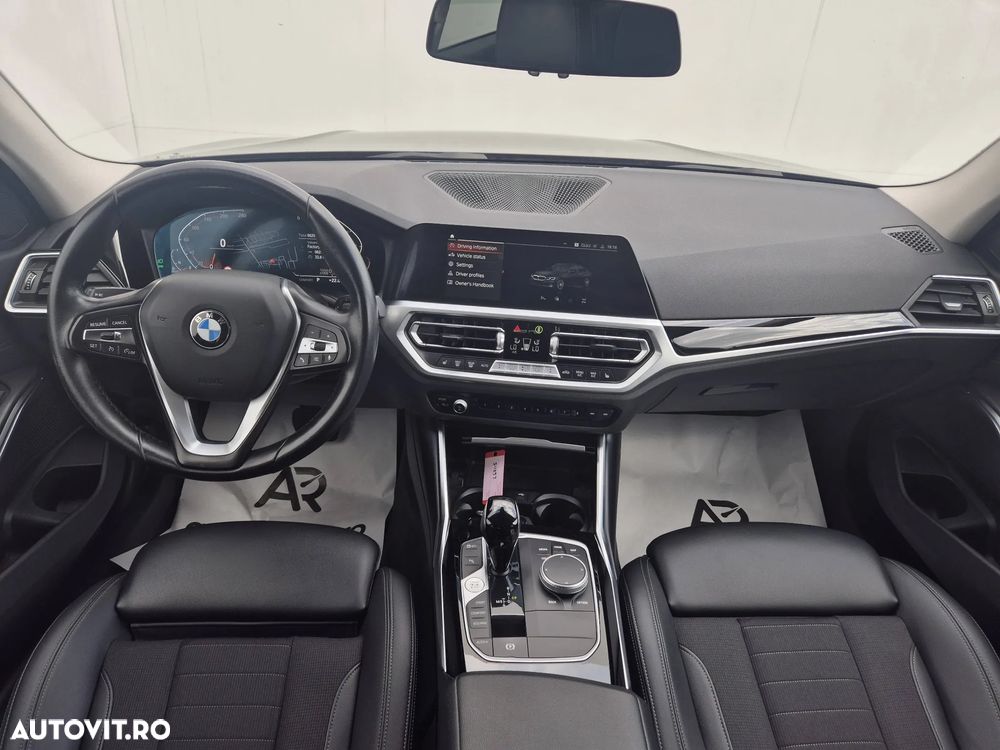 BMW Seria 3 330d xDrive AT MHEV - 13