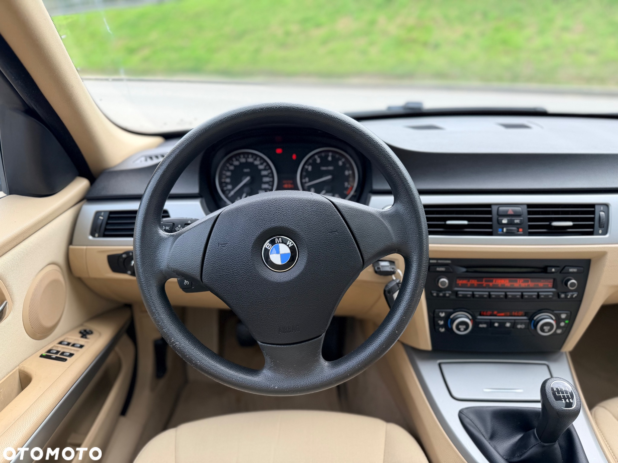 BMW Seria 3 325i - 20