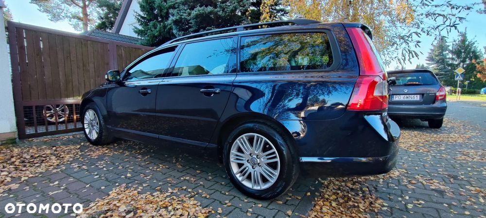 Volvo V70 2.0D Momentum - 6