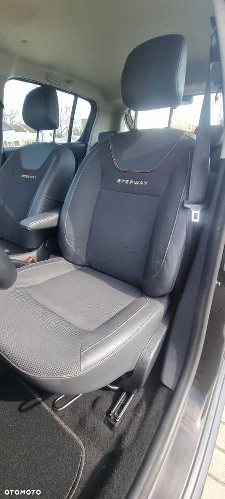 Dacia Sandero Stepway TCe 90 Prestige - 17