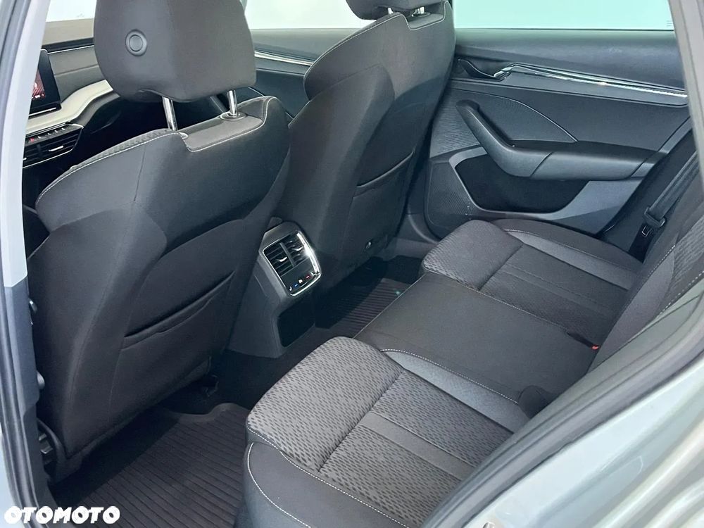 Skoda Octavia 1.5 TSI ACT Style - 33