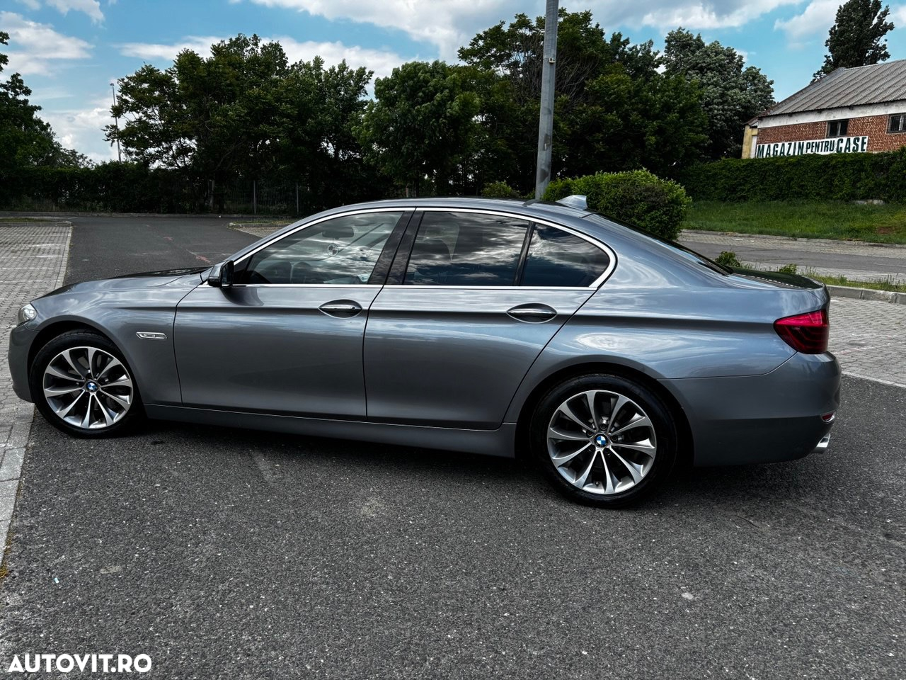 BMW Seria 5 525d xDrive AT - 4