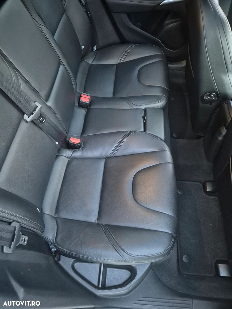 Volvo V40 D4 Summum - 24