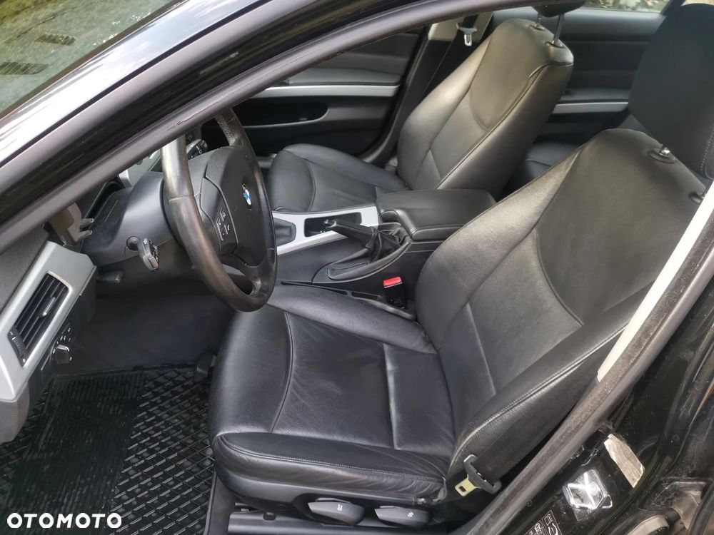 BMW Seria 3 - 24