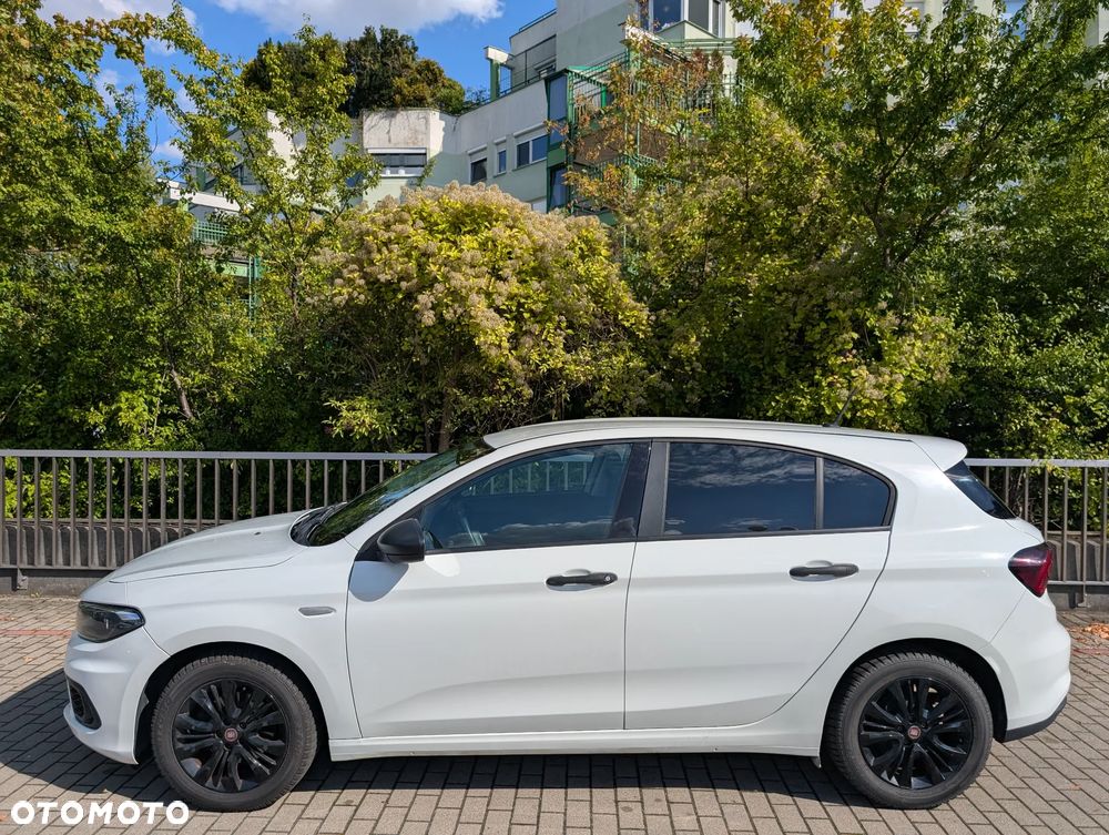 Fiat Tipo - 12