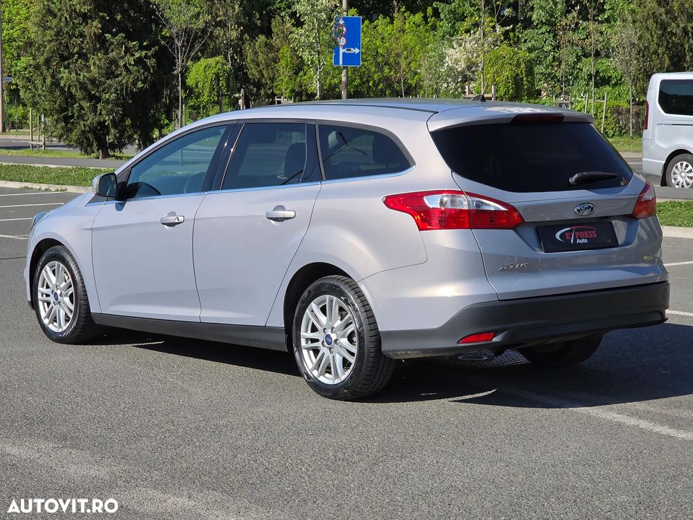 Ford Focus 1.6 TDCI DPF Titanium - 4