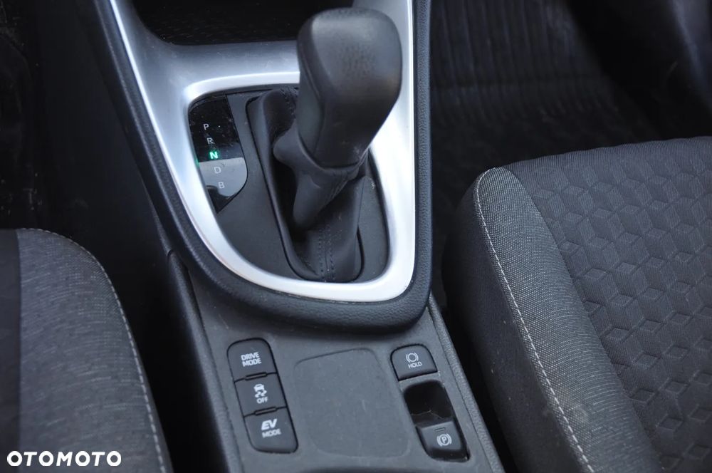 Toyota Yaris - 31