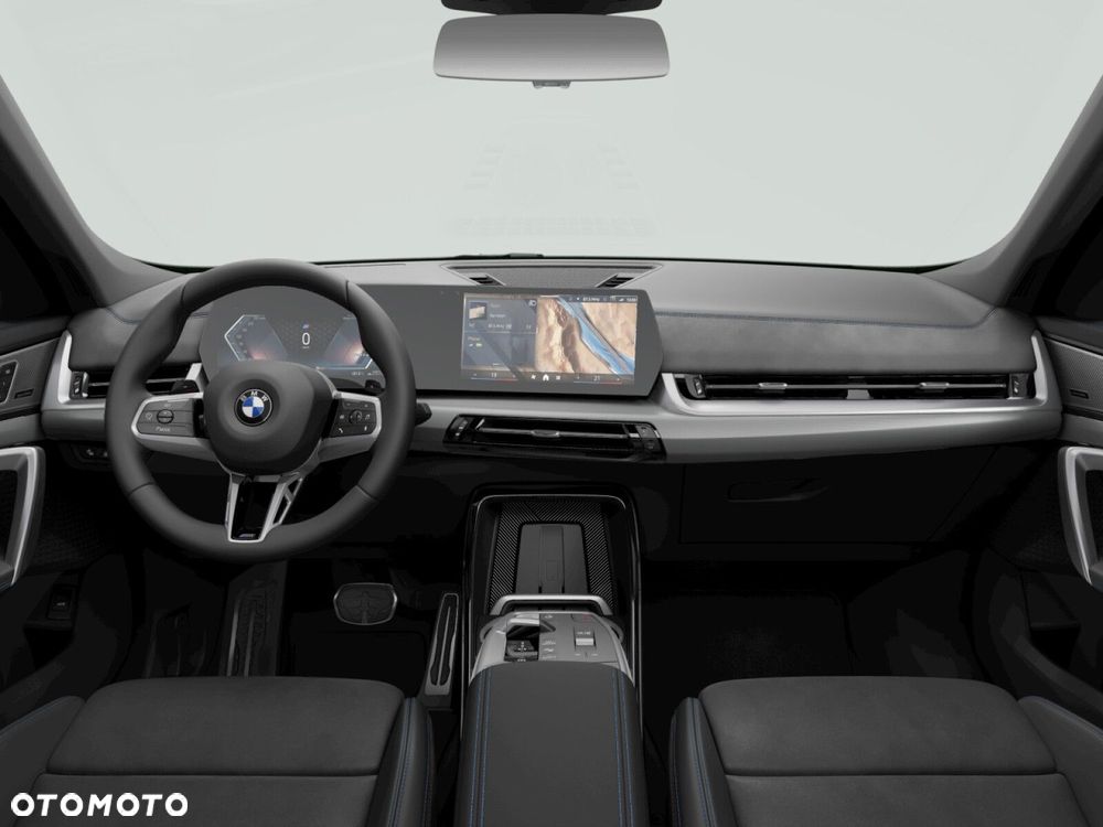 BMW X1 - 10