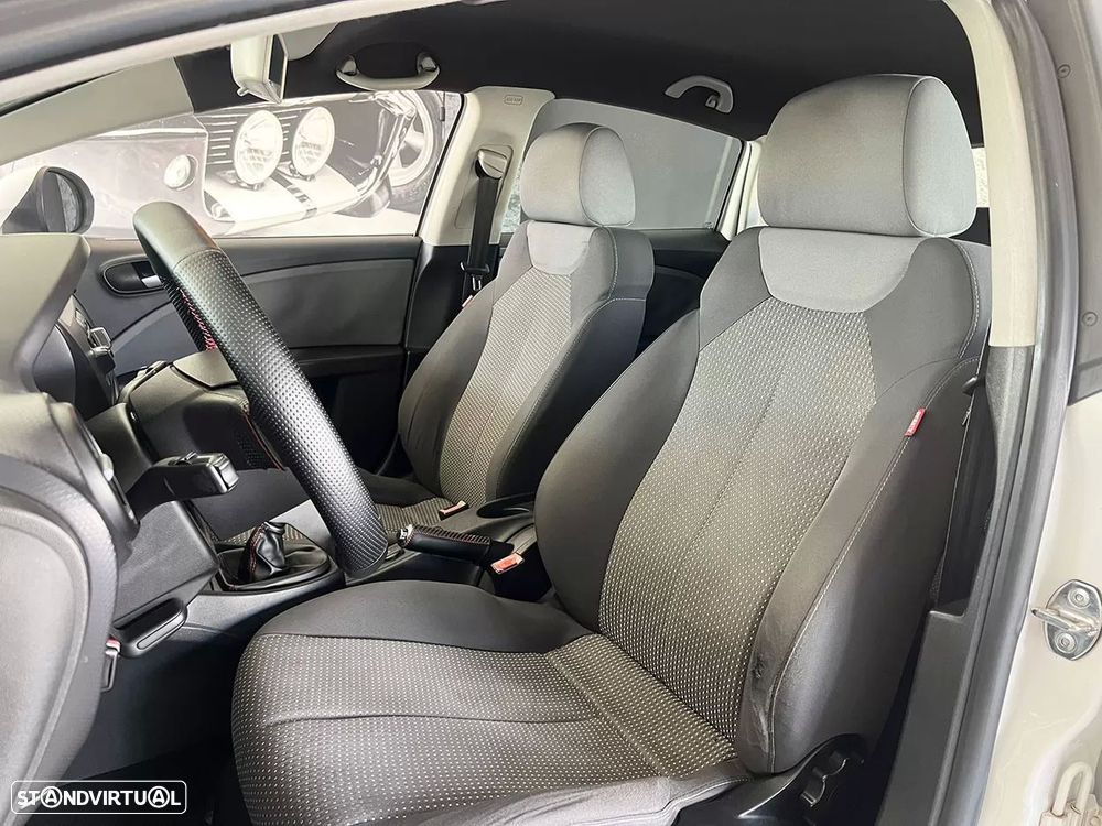 SEAT Leon 1.6 TDI DPF Ecomotive Sport - 7