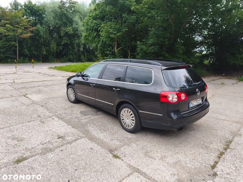 Volkswagen Passat 2.0 FSI Comfortline - 7