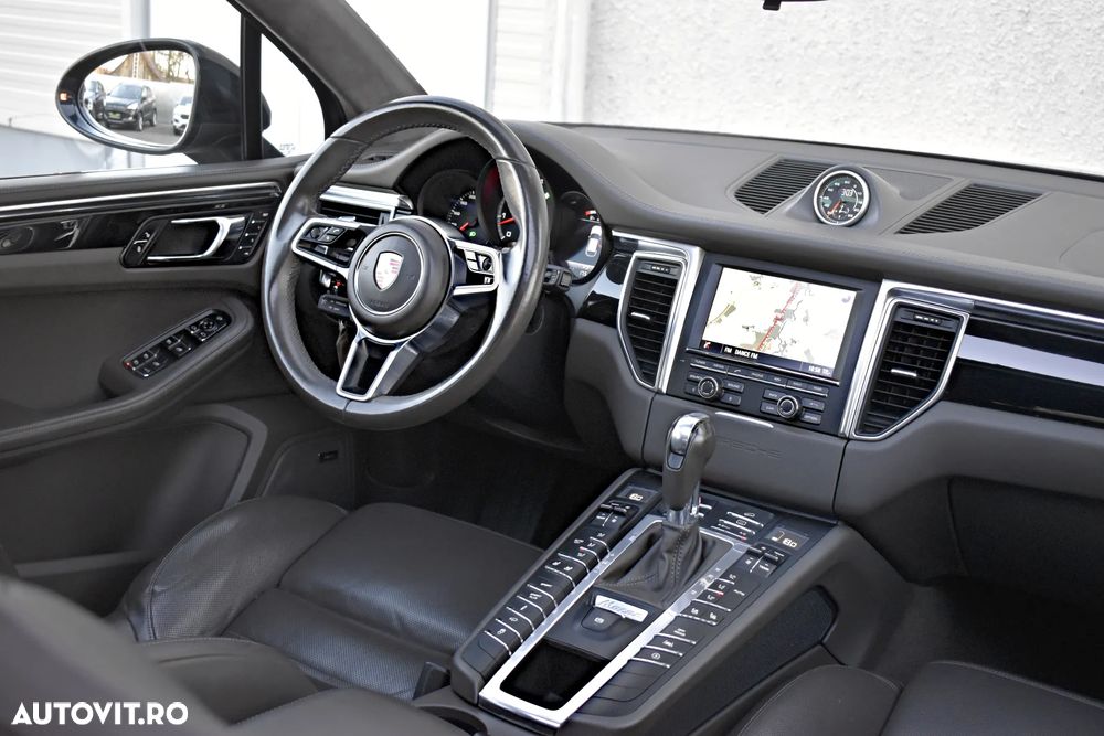Porsche Macan Turbo PDK - 10
