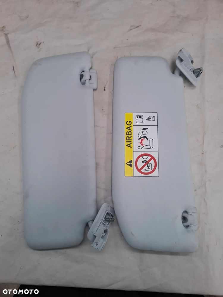 Peugeot 208 Osłony przeciwsłoneczne - 3