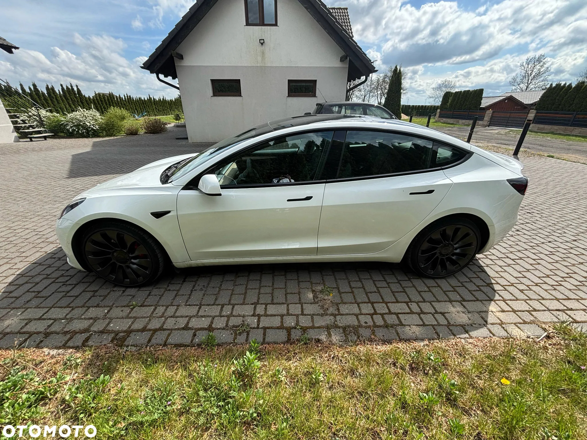 Tesla Model 3 Langstreckenbatterie Allradantrieb Dual Motor Performance - 11