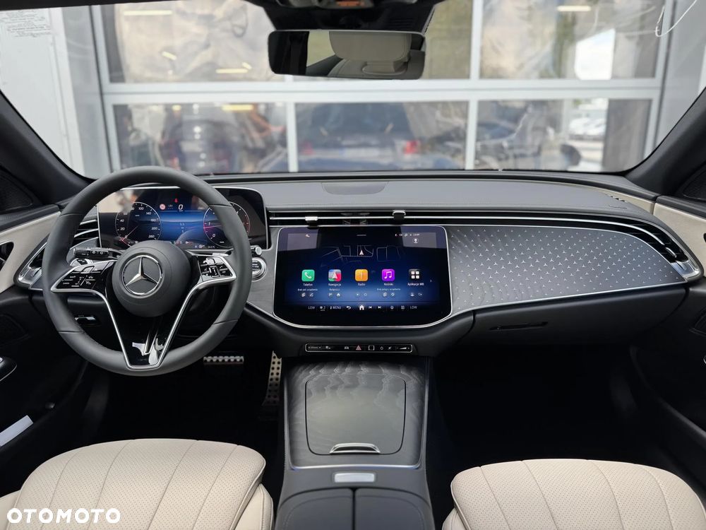 Mercedes-Benz Klasa E 220 d 4Matic 9G-TRONIC - 15