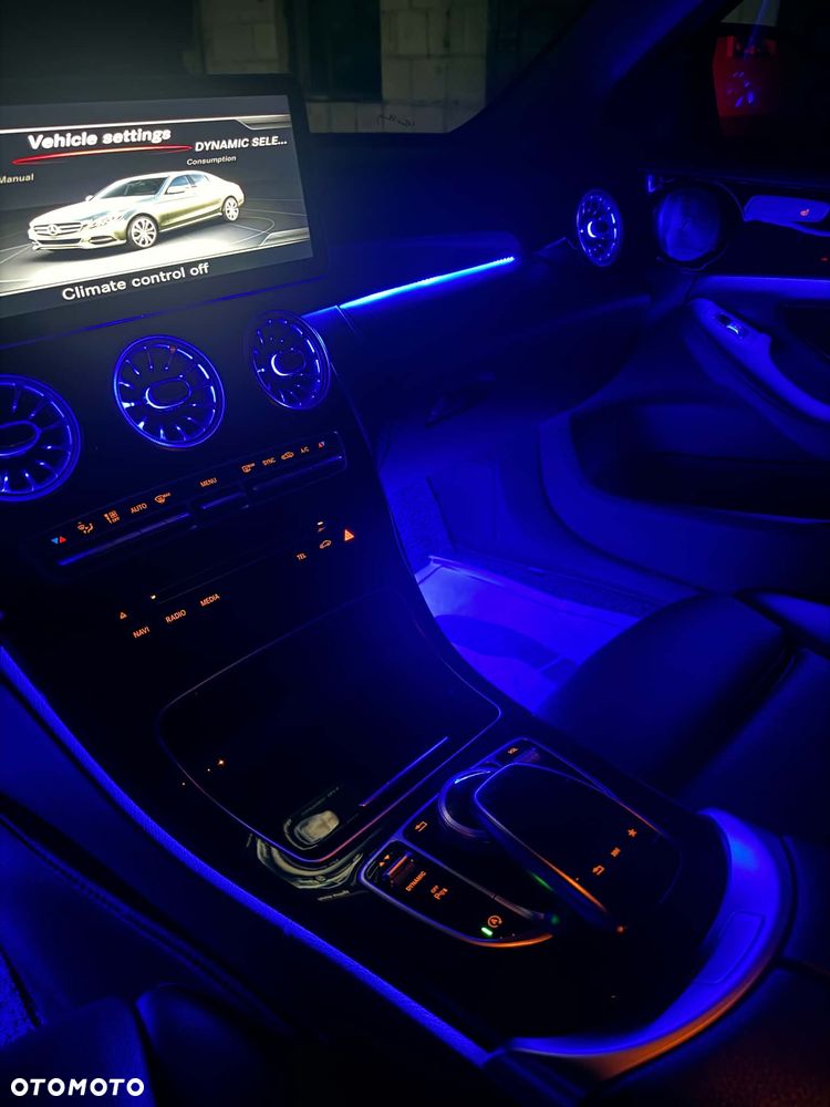 Mercedes-Benz Klasa C 200 (BlueTEC) d 7G-TRONIC AMG Line - 19