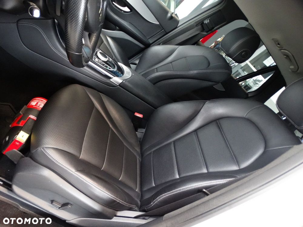 Mercedes-Benz GLC - 9