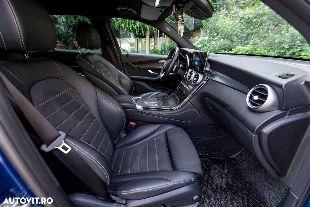 Mercedes-Benz GLC - 12