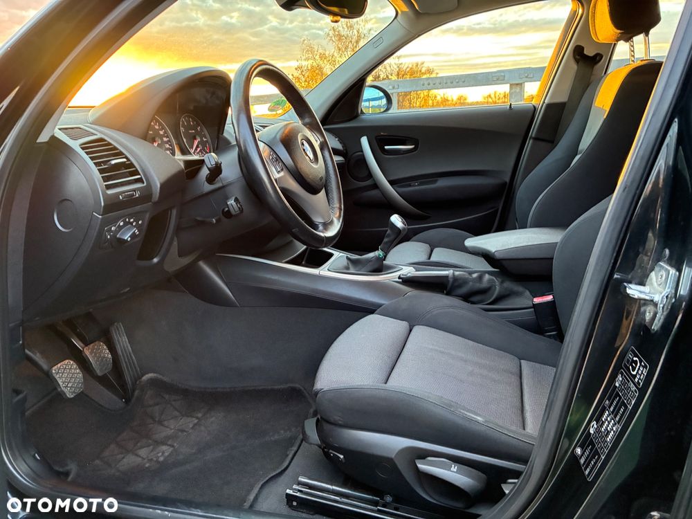 BMW Seria 1 - 10