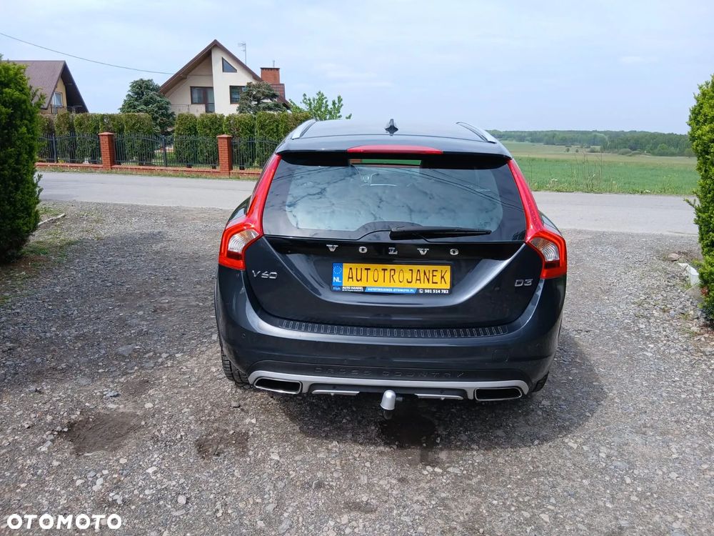 Volvo V60 D3 Summum - 5