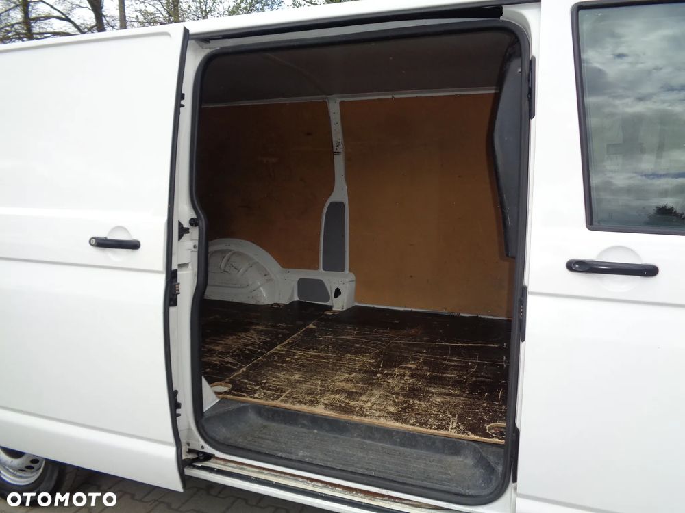 Volkswagen T5 LIFT - 13