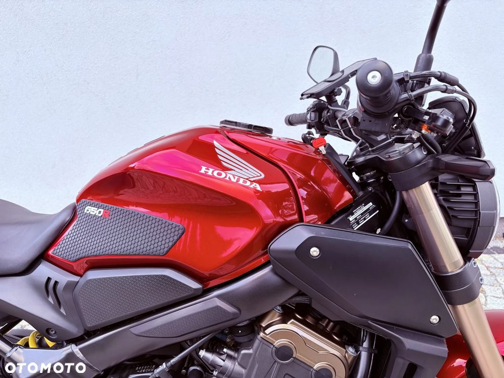 Honda CB - 23