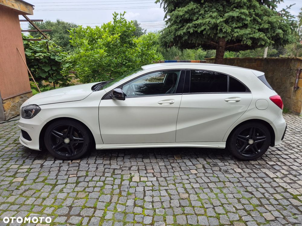 Mercedes-Benz Klasa A 180 AMG Line - 10