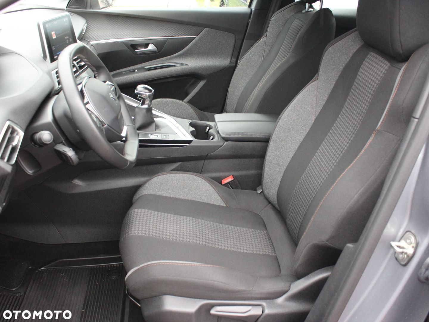 Peugeot 3008 1.2 PureTech Active Pack S&S - 10