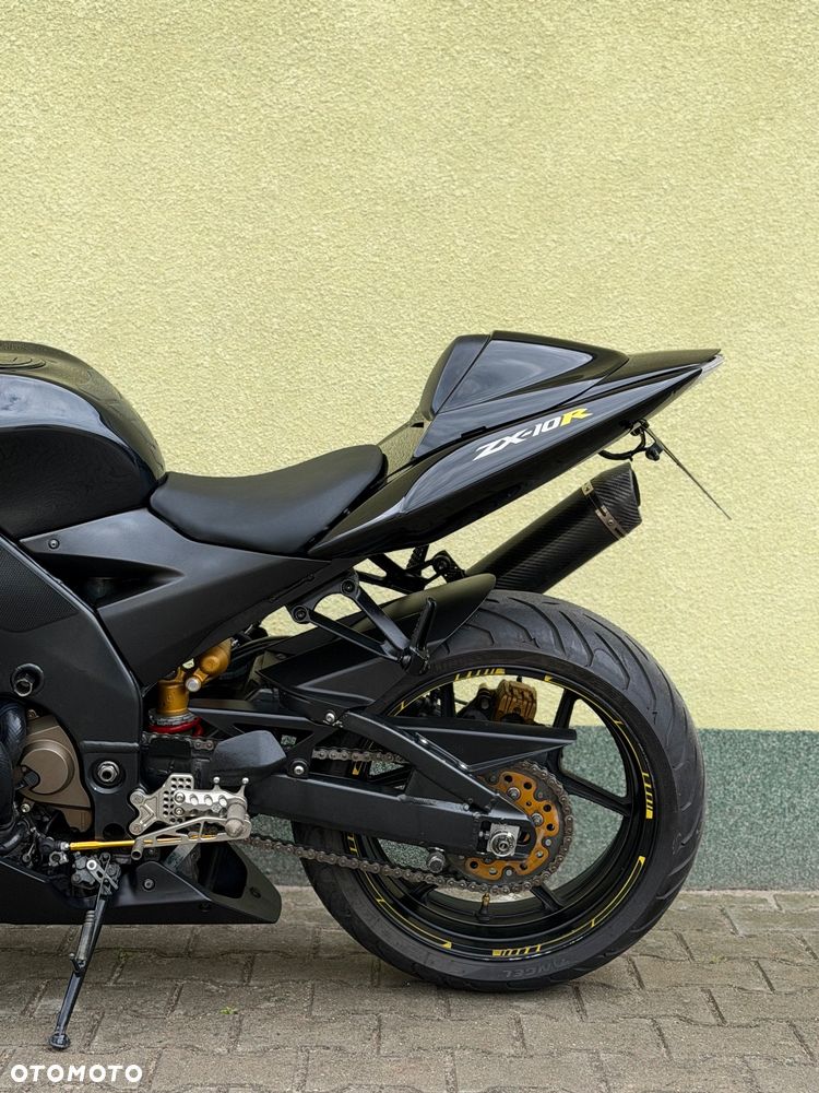 Kawasaki ZXR - 23