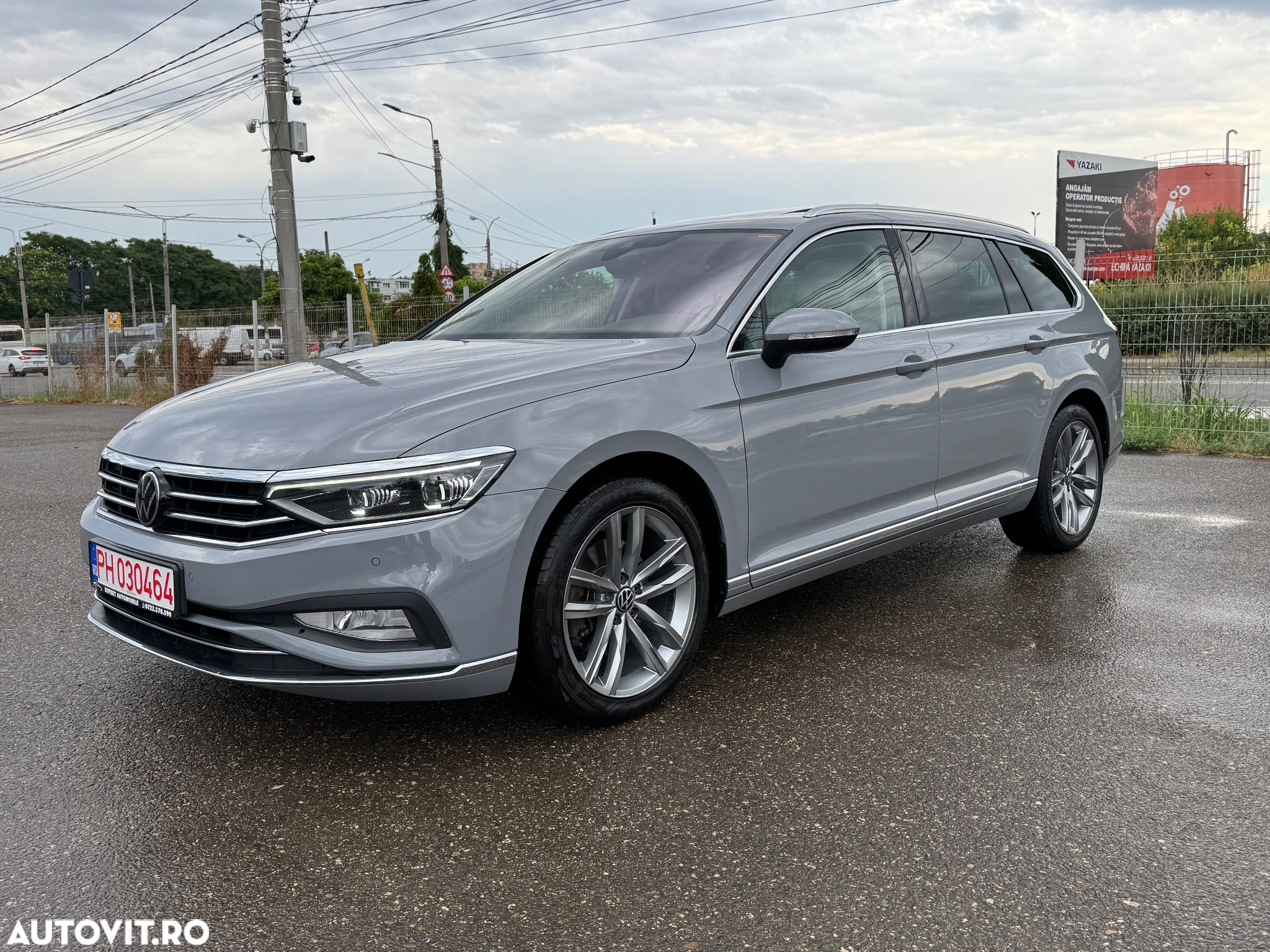 Volkswagen Passat Variant 2.0 TDI SCR DSG Elegance - 9