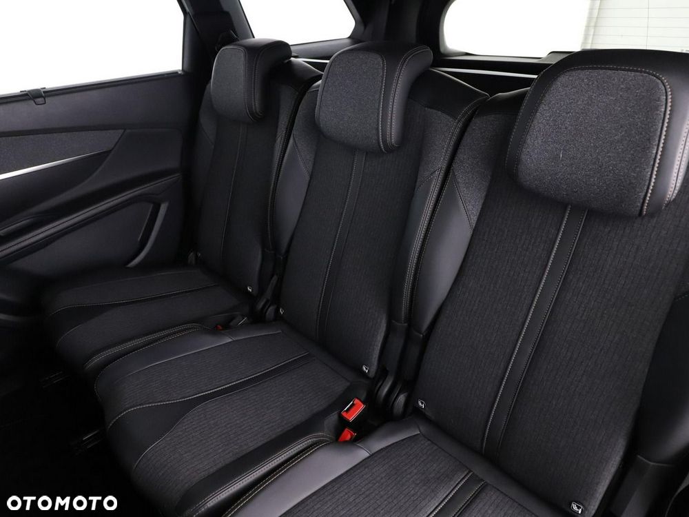 Peugeot 5008 THP 165 EAT6 Allure - 18