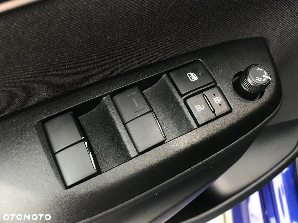 Toyota Yaris Hybrid 1.5 Style - 36