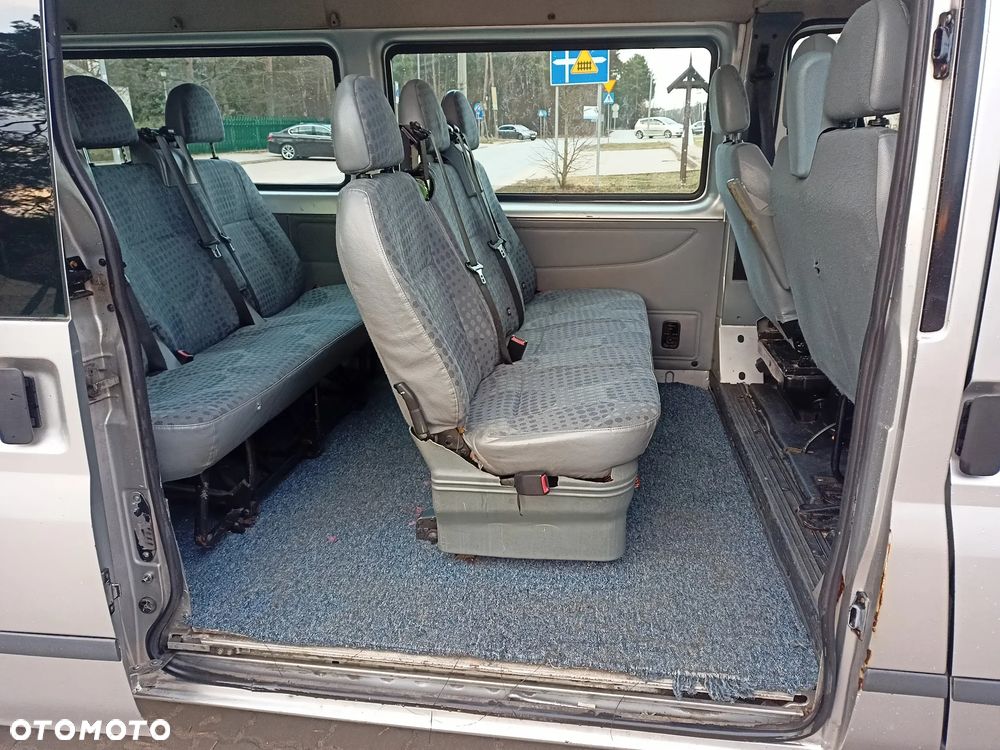 Ford Transit - 4