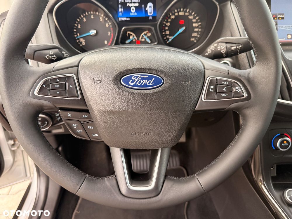 Ford Focus 1.5 EcoBoost Titanium ASS - 28