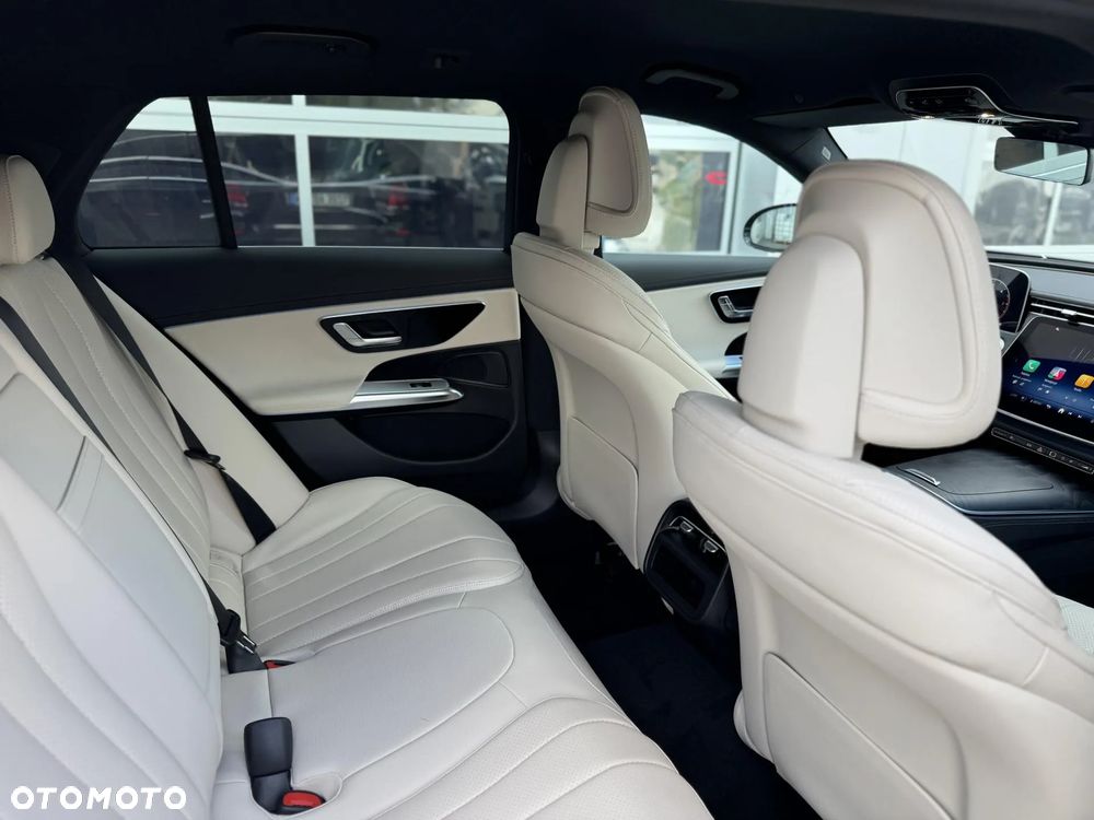 Mercedes-Benz Klasa E 220 d 4Matic 9G-TRONIC - 18