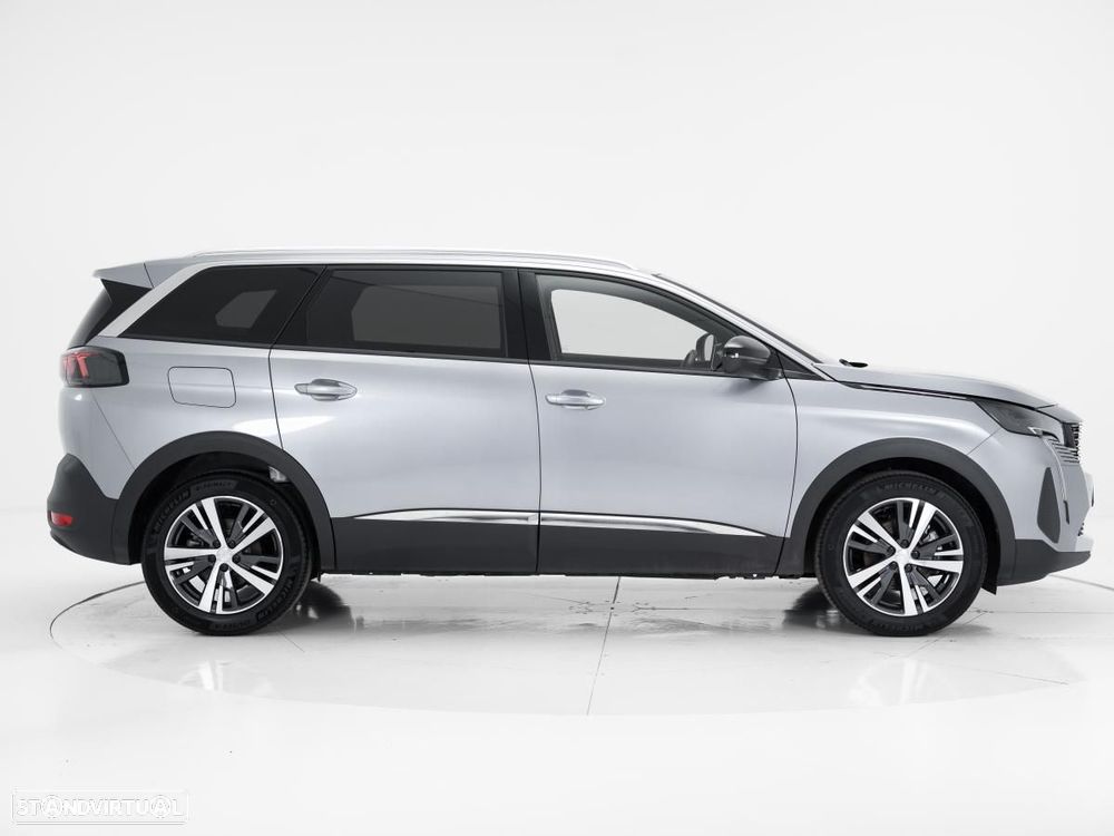 Peugeot 5008 - 3
