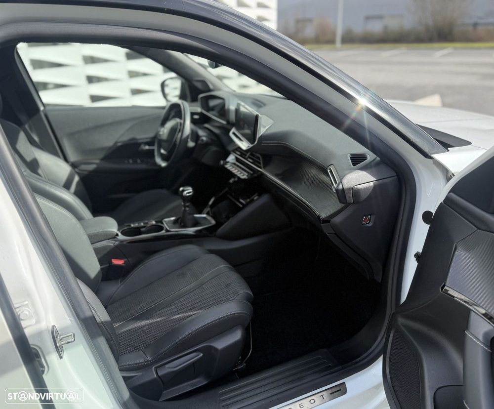 Peugeot 2008 1.5 BlueHDi GT Line - 8