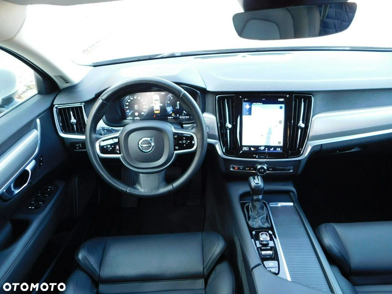 Volvo V90 T5 Momentum - 16